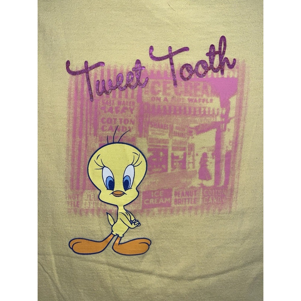 Vintage Tweety Bird Shirt Women's Medium "Sweet Tooth" Looney Tunes